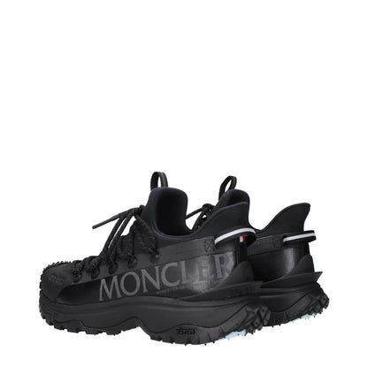 Moncler Schwarze Sneakers aus Stoff Größen 40